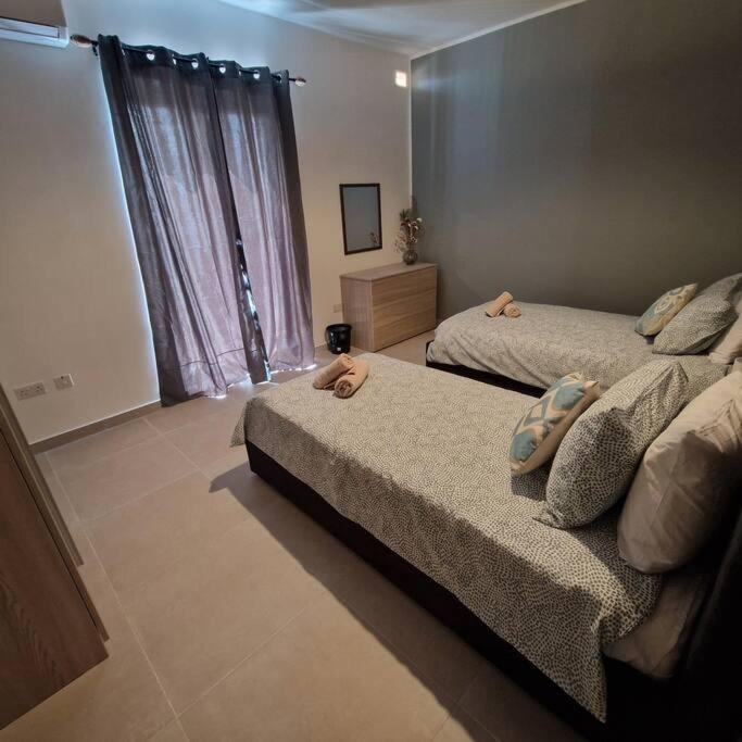 Centrally Located, Well Equipped, Stylish Flat. Bahía de San Pablo Exterior foto