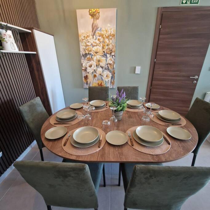 Centrally Located, Well Equipped, Stylish Flat. Bahía de San Pablo Exterior foto
