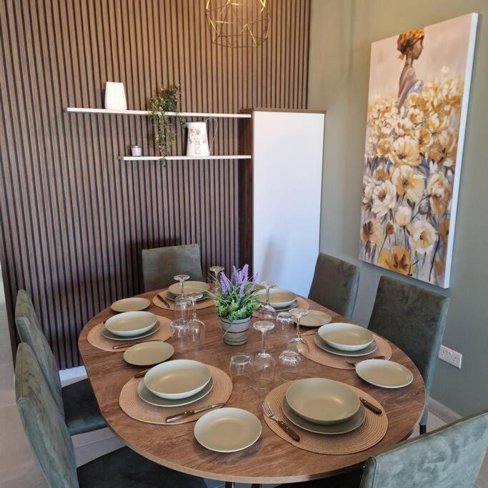 Centrally Located, Well Equipped, Stylish Flat. Bahía de San Pablo Exterior foto