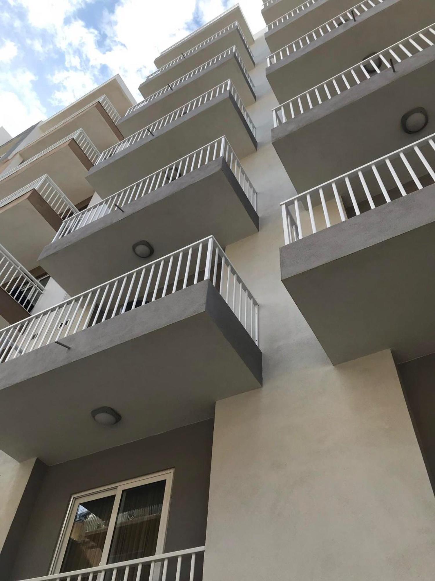 Centrally Located, Well Equipped, Stylish Flat. Bahía de San Pablo Exterior foto