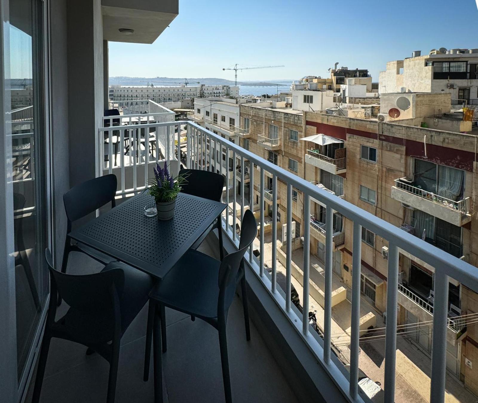 Centrally Located, Well Equipped, Stylish Flat. Bahía de San Pablo Exterior foto
