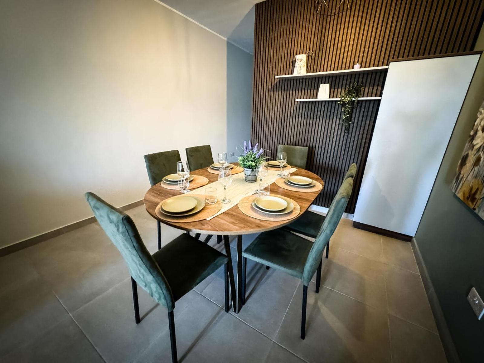 Centrally Located, Well Equipped, Stylish Flat. Bahía de San Pablo Exterior foto